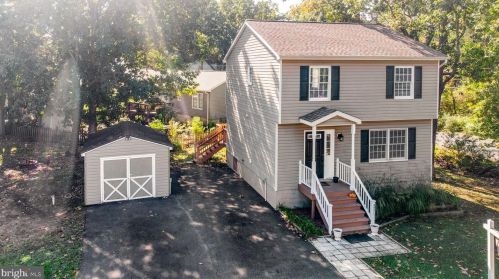 4921 Bonniewood Dr, Shady Side MD  20764-9675 exterior