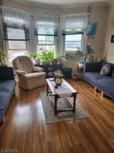 11 Cleveland St, Belleville NJ 07109-2932 exterior