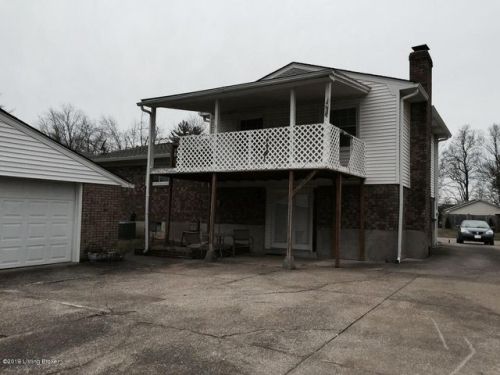 8310 Casualwood Way, Louisville, KY 40291-2811