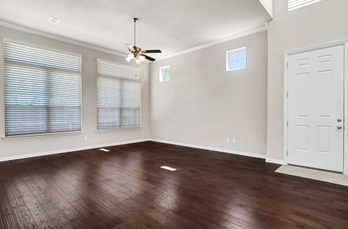 6604 Eagle Nest Dr, Garland, TX 75044-3857