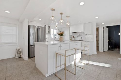 336 Elliot St, Newton MA 02464-1250 exterior