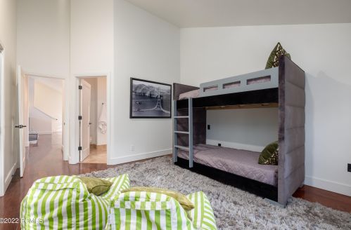 2722 Est Dr, Park City UT 84060-6877 exterior