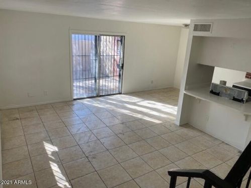 4261 67 Dr, Phoenix AZ 85033-2604 exterior