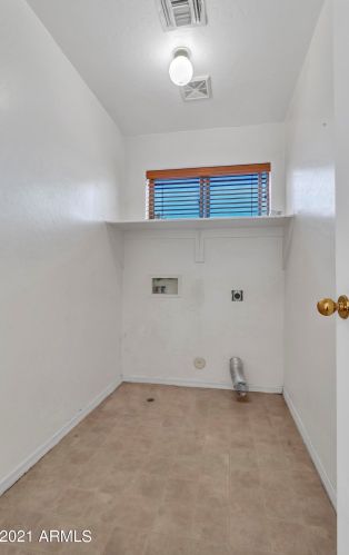 1605 Beautiful Ln, Phoenix AZ 85041-7622 exterior