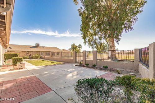 11420 Ahwatukee Dr, Phoenix AZ 85044-3102 exterior