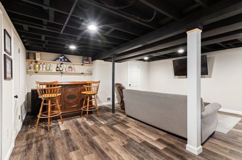 42 Hewitt Ave, Taunton MA  02780-2177 exterior