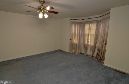 8 Landview Ln, Columbus NJ 08022-2260 exterior