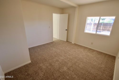 3024 64 Dr, Phoenix AZ 85033-4507 exterior