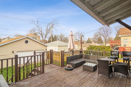 1508 Oak Park Ave, Forest View IL 60402-1339 exterior