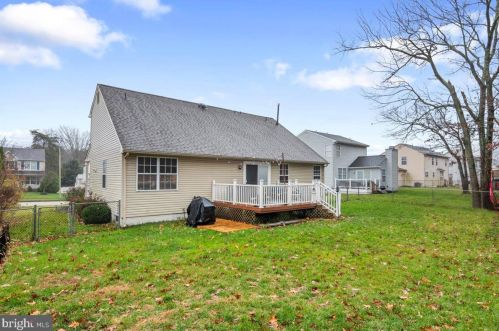 9 Annapolis Dr, Erial NJ  08081-2189 exterior