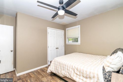 119 Military Dr, West Deptford NJ 08063-1506 exterior