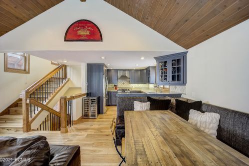 953 Park Ave, Park City UT 84060-5202 exterior