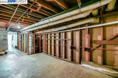 1225 Sandelin Ave, San Leandro CA  94577-3956 exterior