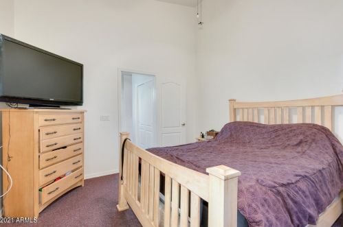 2810 Atlanta Ave, Phoenix AZ  85040-2710 exterior