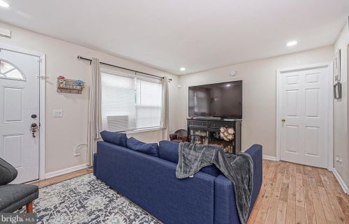 132 Jefferson St, West Deptford NJ  08066-1330 exterior