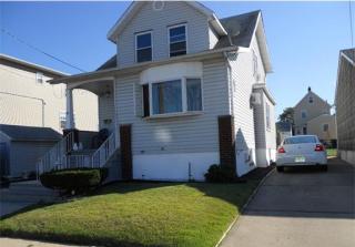 31 Saint Ann St, Carteret NJ  07008-3126 exterior