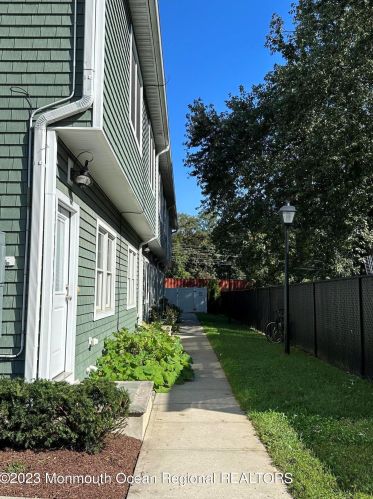 205 Pearl St, Tinton Falls NJ 07701-1511 exterior