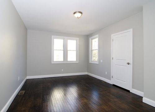 8 Conner Ave, Montgomery MA 01085-2325 exterior