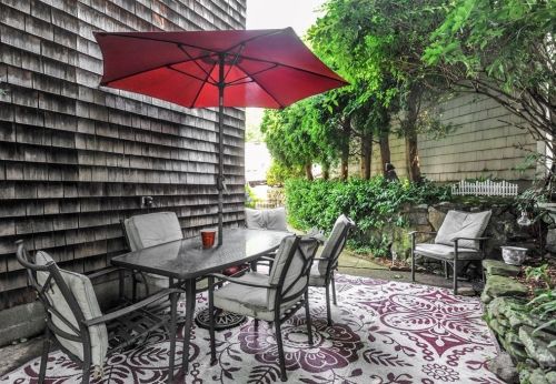 128 Independence Ave, Quincy MA 02169-7727 exterior