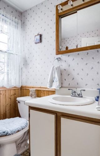 40 Vincent Cir, Worcester MA 01604-3462 exterior