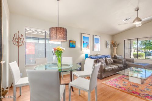 20250 32 Pl, Phoenix AZ 85008-6209 exterior