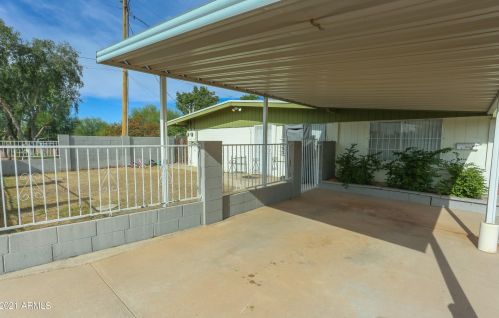 2102 Fairmount Ave, Phoenix AZ 85015-5306 exterior