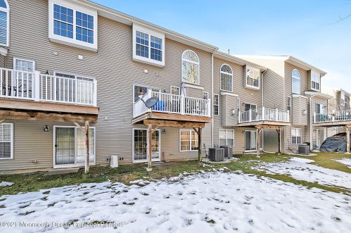 19 Brookfield Dr, Jackson Twp NJ 08527-3865 exterior