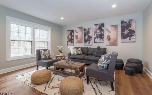 131 Combs Hollow Rd, Dover NJ  07869-3504 exterior