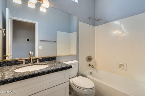 519 Anderson Ave, Phoenix AZ 85023-2211 exterior