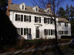 114 Farlow Rd, Newton, MA 02458-2439