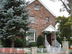 18 Cherry Pl, Newton, MA 02465-1506