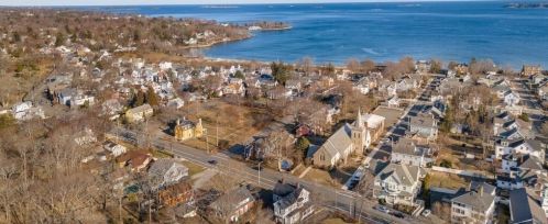 28 Hale St, Beverly MA 01915-2027 exterior