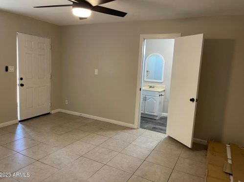 2411 Adams, Phoenix AZ 85034-1404 exterior