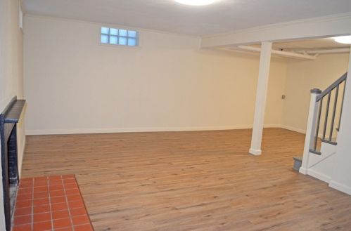 1686 Beacon St, Newton MA 02468-1463 exterior