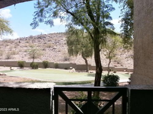 3236 Chandler Blvd, Phoenix AZ 85048-7207 exterior