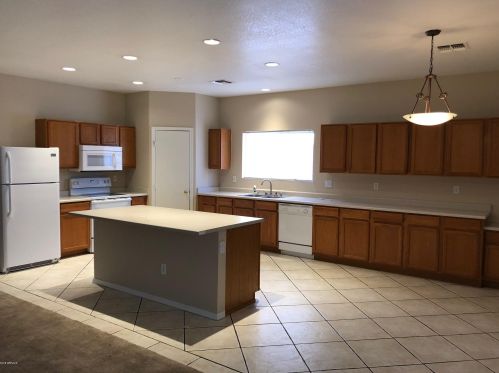 4607 93rd Ave, Phoenix AZ  85037-1329 exterior