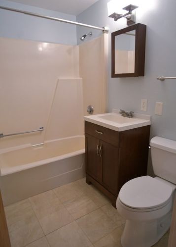 111 Woodland St, Worcester MA 01610-1318 exterior