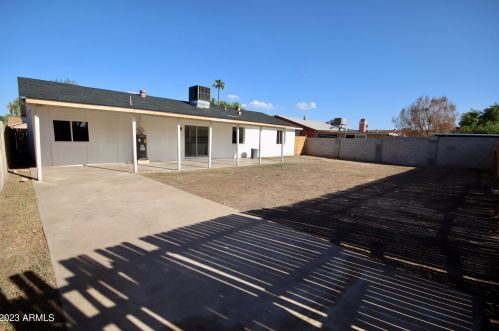 3024 64 Dr, Phoenix AZ 85033-4507 exterior