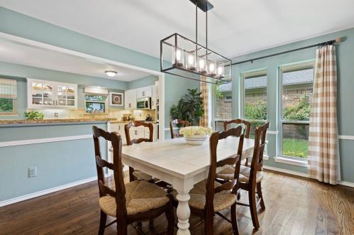 441 Country Vw Ln, Garland TX 75043-5612 exterior