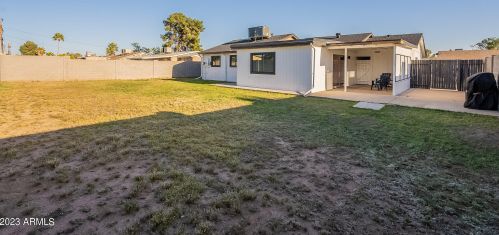 3320 Claire Dr, Phoenix AZ 85032-4933 exterior