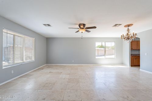 6838 42nd Way, Phoenix AZ  85042-5211 exterior