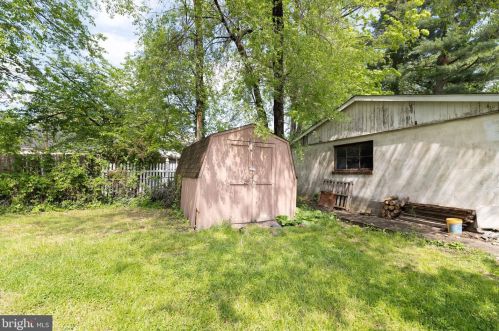 246 Queen St, West Deptford NJ  08096-2254 exterior