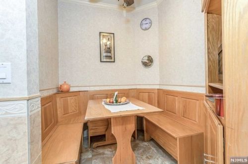 440 Belgrove Dr, Kearny NJ 07032-1628 exterior