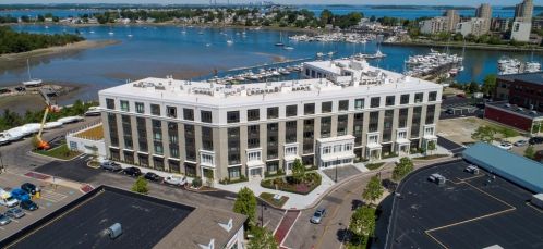 10 Shipyard Dr, Hingham MA 02043-1610 exterior