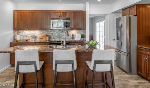 4020 34th St, Phoenix AZ  85018-5010 exterior