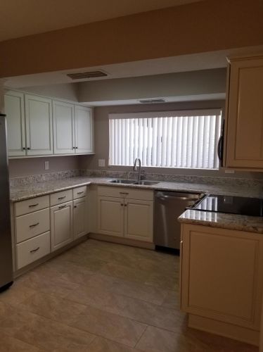 12639 40 Pl, Phoenix AZ 85050-8745 exterior