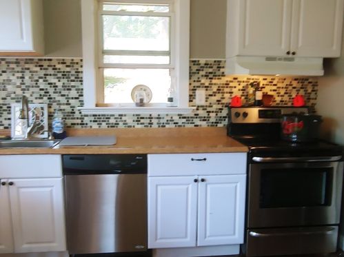 233 Essex Ave, Gloucester MA 01930-4927 exterior