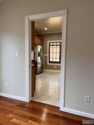 4 Mahan St, Tenafly NJ  07670-1822 exterior