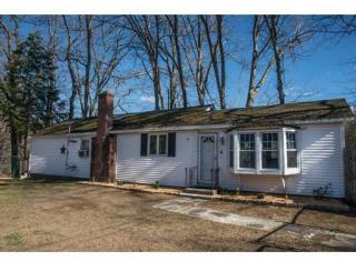 6 Old Chester Rd, Montgomery, MA 01050-9666