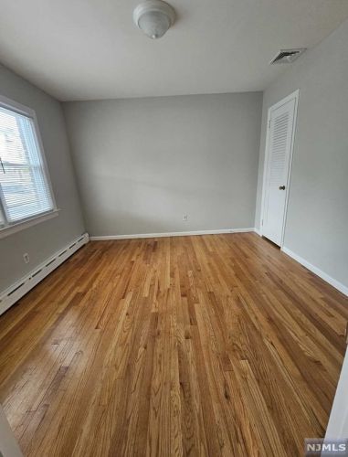 64 Mary St, Belleville NJ  07109-2363 exterior